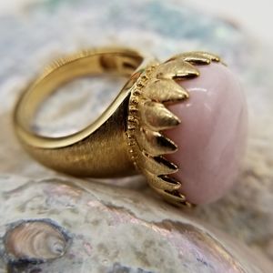Peruvian, Pink Opal. Ring. Size (6)